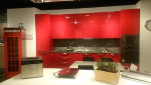 Veneta Cucine modello Extra laccato rosso