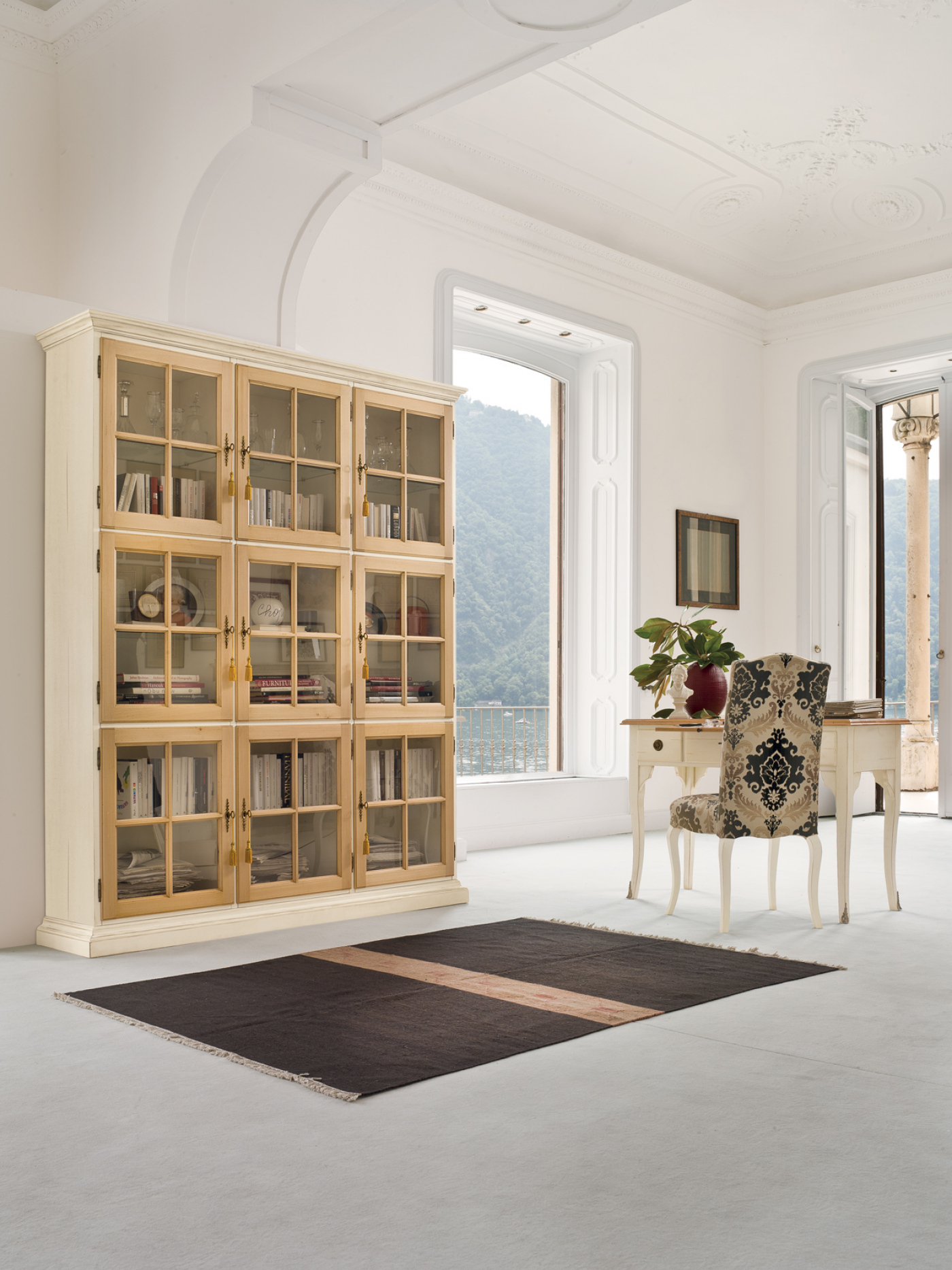 Composizione classica modello Zoe di Tonin Casa Composizione stile classico modello Zoe