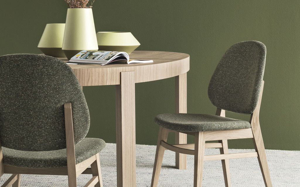 sedia colette calligaris in legno e rivestita tessuto tweed