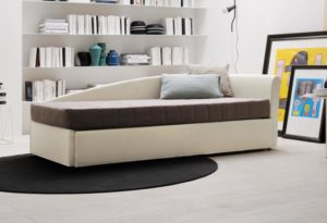 divano a letto singolo con secondo letto estraibile