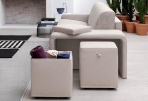 divano a letto con pouff contenitori